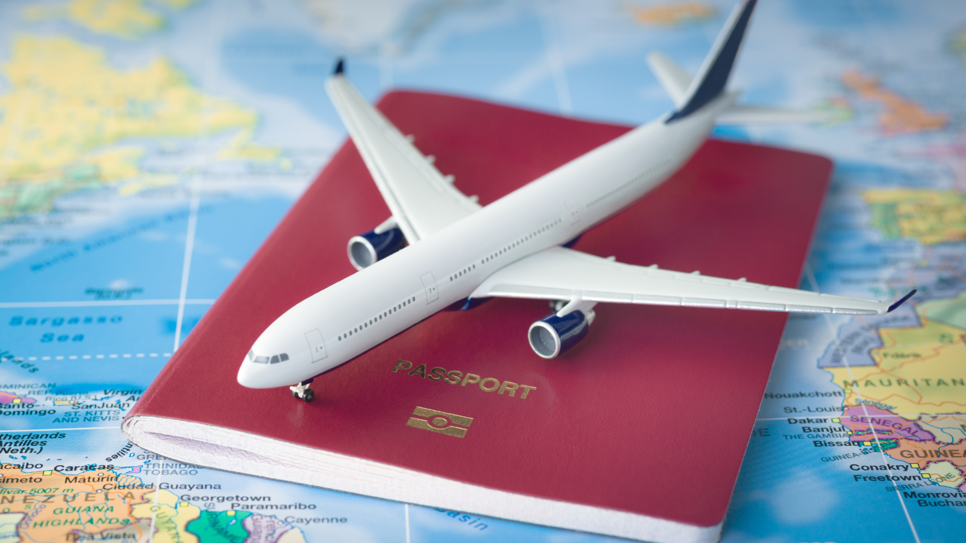 Alejandro Salinas, psicólogo y sexólogo en Granada, ofrece terapia presencial y online, terapia de pareja y formación en psicología.